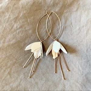 FUNKY FLOWER DROP EARRINGS